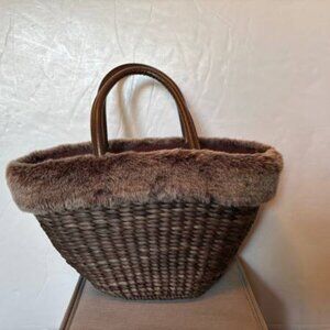 NWT Bath & Body Works Brown Woven Tote Basket Handbag Faux Fur Trim